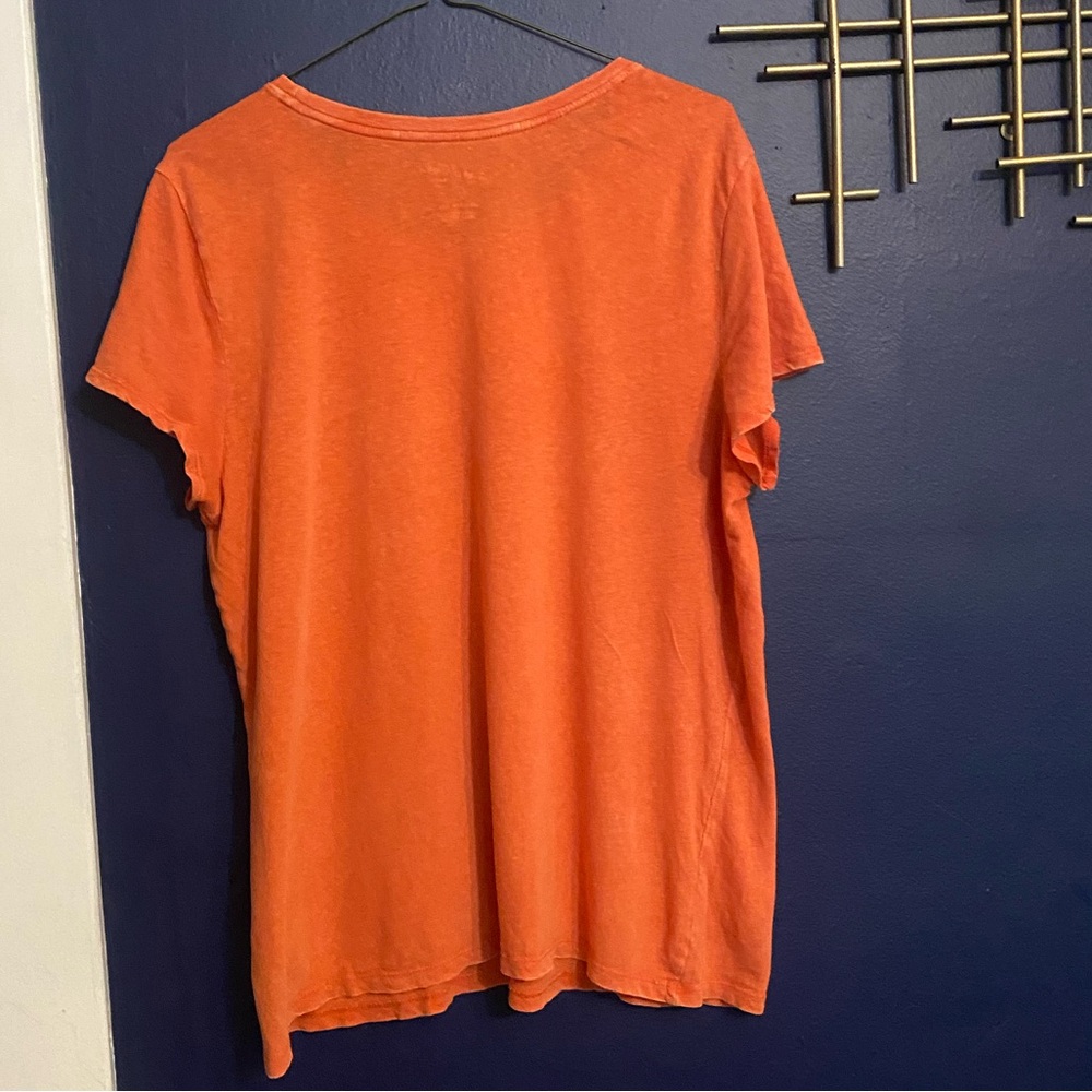 Women’s universal thread shirt size L - Picture 2 of 4
